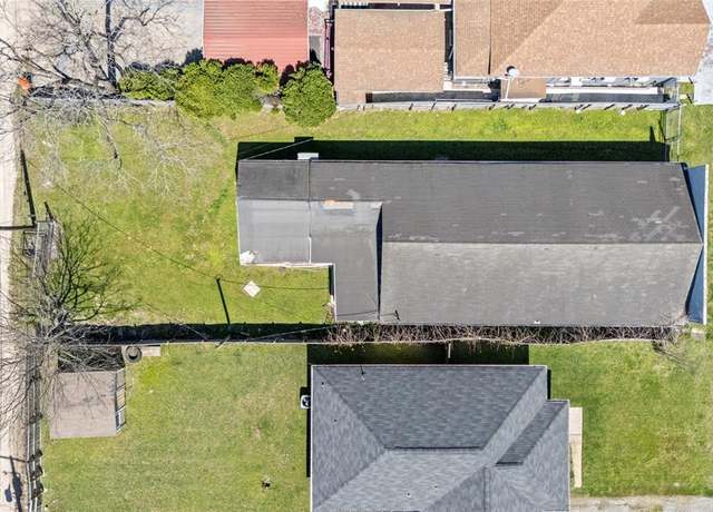 Property at 1004 Houston St, Rosenberg, TX 77471