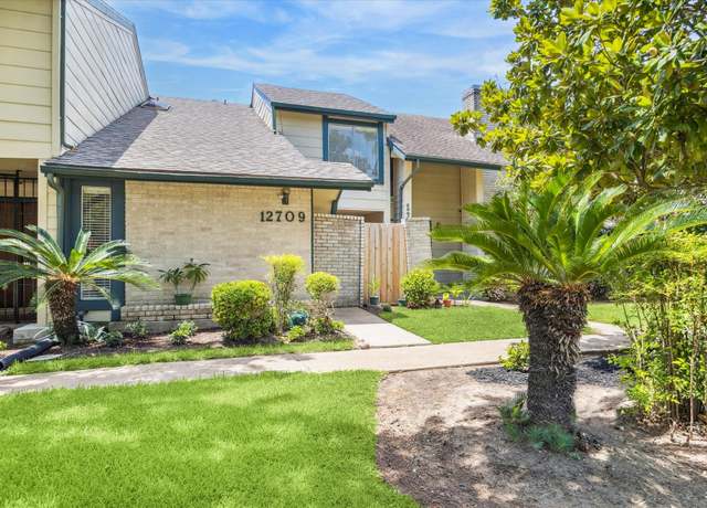 Property at 12709 Carvel Ln, Houston, TX 77072, 3 beds, 2.5 baths