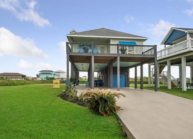 Property at 859 Main St, Crystal Beach, TX 77650, 3 beds, 2 baths