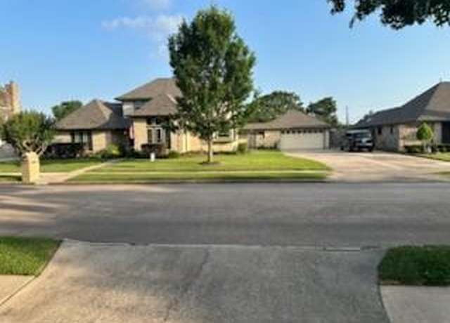 Property at 6310 Gleneagles Dr, Pasadena, TX 77505, 4 beds, 2.5 baths