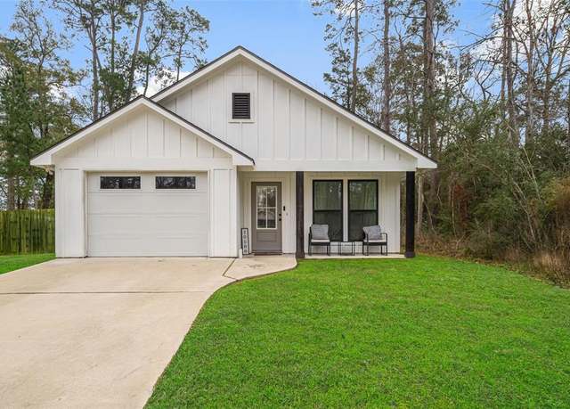 Property at 10588 Royal Terrell Dr, Conroe, TX 77303, 3 beds, 2 baths