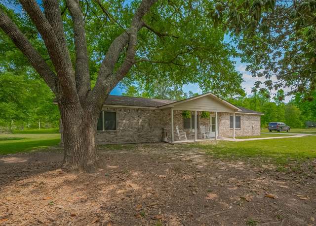 Property at 35 County Road 2292, Cleveland, TX 77327, 3 beds, 2 baths