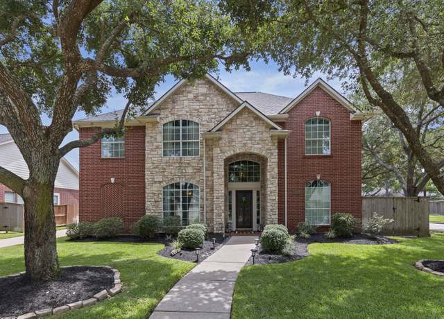 Property at 1023 Bringewood Chase Dr, Spring, TX 77379, 4 beds, 3.5 baths