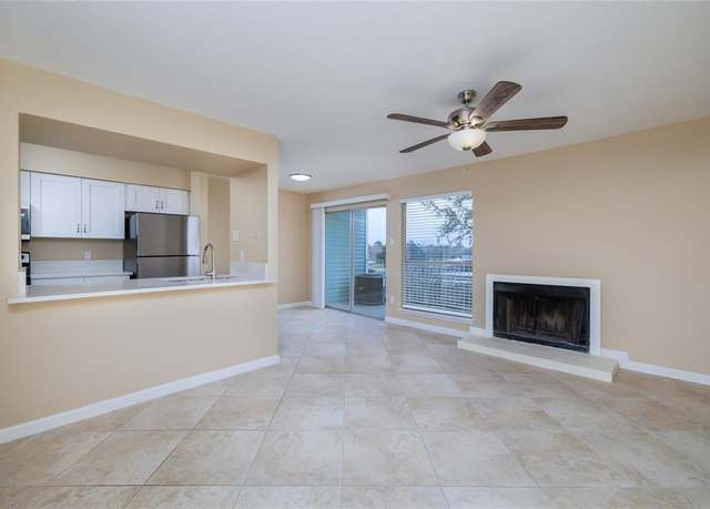 Property at 18617 Egret Bay Blvd #706, Webster, TX 77058, 2 beds, 2 baths