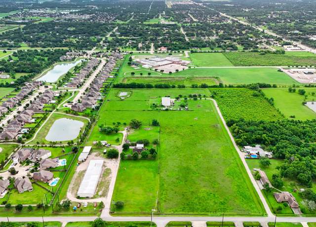 Property at 3525 Charles Ave, Pearland, TX 77584