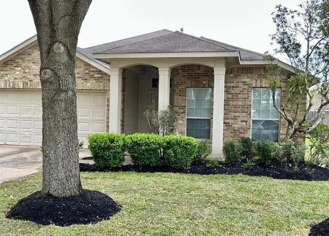 Property at 1222 Hemple Dr, Rosenberg, TX 77471, 3 beds, 2 baths