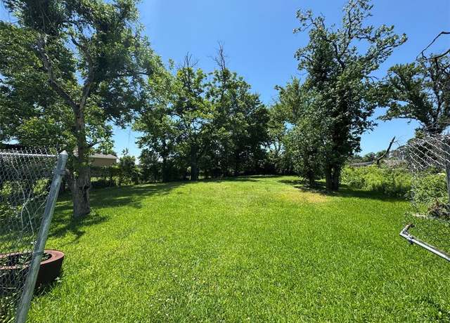 Property at 6902 Carothers St, Houston, TX 77028