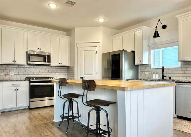 Property at 12531 Hilltop Mill Rd, Magnolia, TX 77354, 3 beds, 2.5 baths
