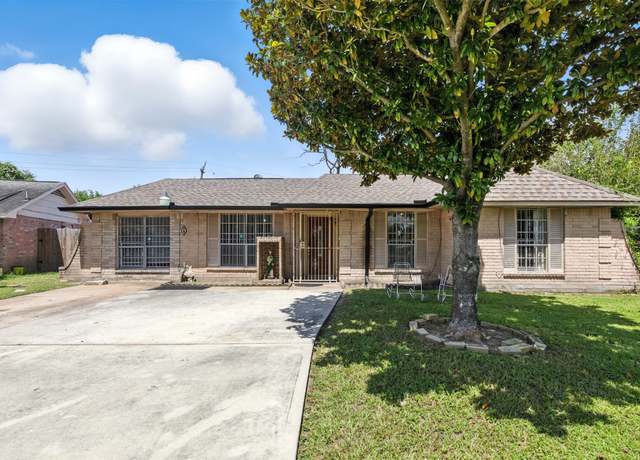 Property at 4103 Sandydale Ln, Houston, TX 77039, 4 beds, 1.5 baths