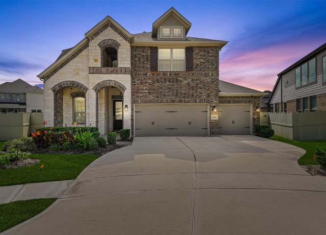 Property at 17040 Shy Leaf Ct, Conroe, TX 77385, 4 beds, 3.5 baths