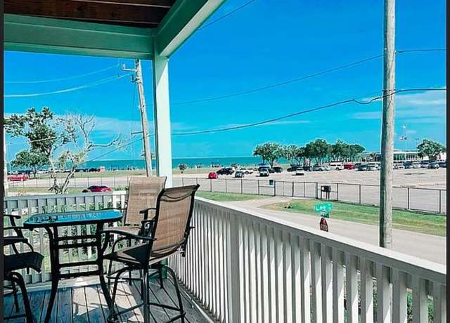 Property at 1113 San Jacinto St, La Porte, TX 77571, 3 beds, 3 baths
