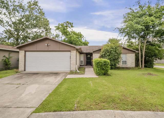 Property at 5802 Evening Shadows Ln, Spring, TX 77373, 3 beds, 2 baths