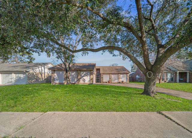 Property at 7327 Echo Pines Dr, Humble, TX 77346, 3 beds, 2 baths