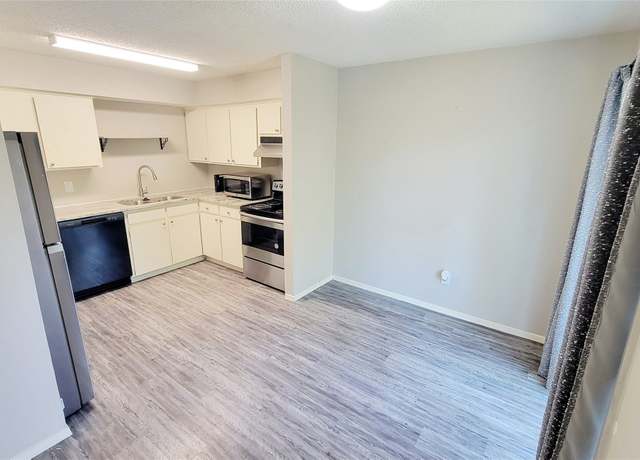Property at 12004 Mighty Oak Dr Unit B, Houston, TX 77066, 2 beds, 1.5 baths
