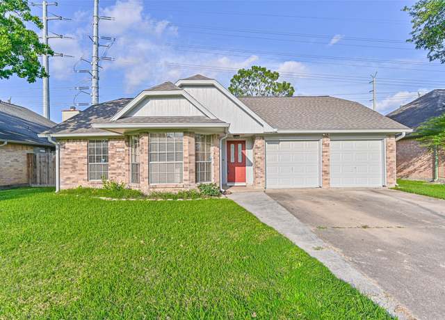 Property at 3419 Gladwyne Ln, La Porte, TX 77571, 3 beds, 2 baths