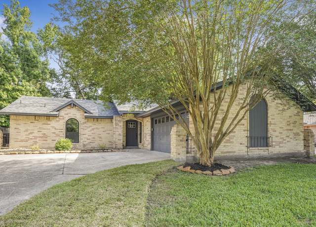 Property at 2614 Tinechester Dr, Houston, TX 77339, 3 beds, 2 baths