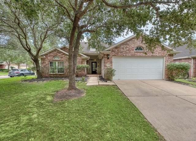 Property at 3971 Inglewood Cir, Missouri City, TX 77459, 4 beds, 2 baths