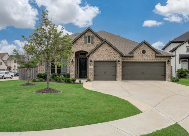 Property at 785 Binnion Reef Ct, La Porte, TX 77571, 5 beds, 4 baths
