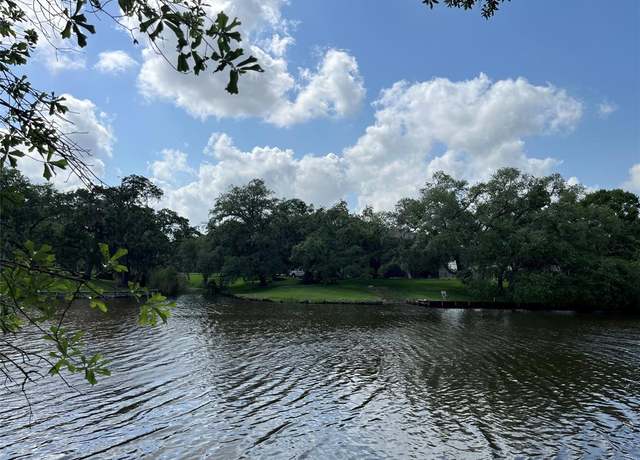 Property at 32526 Bayou Bnd, Richwood, TX 77515