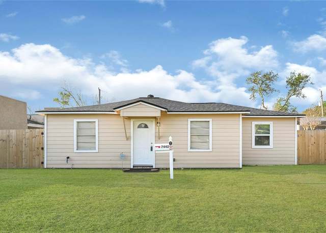 Property at 7442 Evie Ln, Deer Park, TX 77536, 3 beds, 2 baths