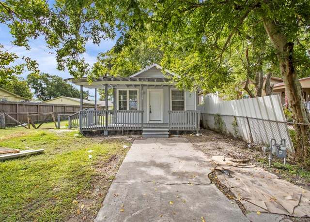 Property at 4718 Palmetto St, Bacliff, TX 77518, 2 beds, 1 bath