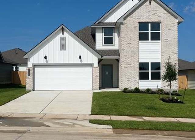 Property at 1705 Robinson Dr, Brenham, TX 77833, 4 beds, 3 baths