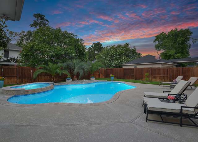 Property at 19914 Texas Laurel Trl, Humble, TX 77346, 4 beds, 3.5 baths