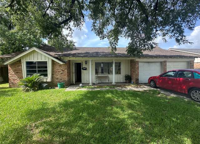 Property at 14014 Roundstone Ln, Houston, TX 77015, 3 beds, 2 baths