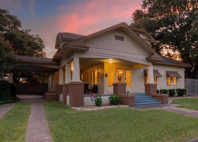 Property at 2924 Avenue G, Bay City, TX 77414, 4 beds, 3 baths
