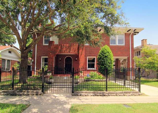 Property at 805 Pecore St, Houston, TX 77009, 4 beds, 2.5 baths