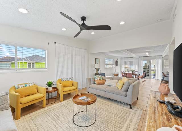 Property at 16526 Jamaica Beach Rd, Jamaica Beach, TX 77554, 4 beds, 3 baths