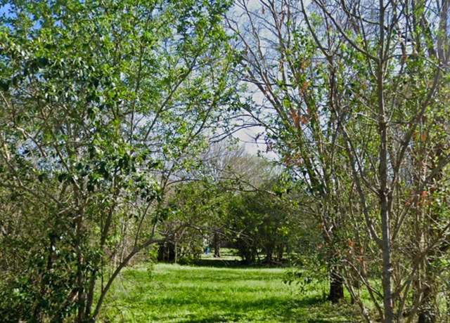 Property at 1008 Lane St, Navasota, TX 77868