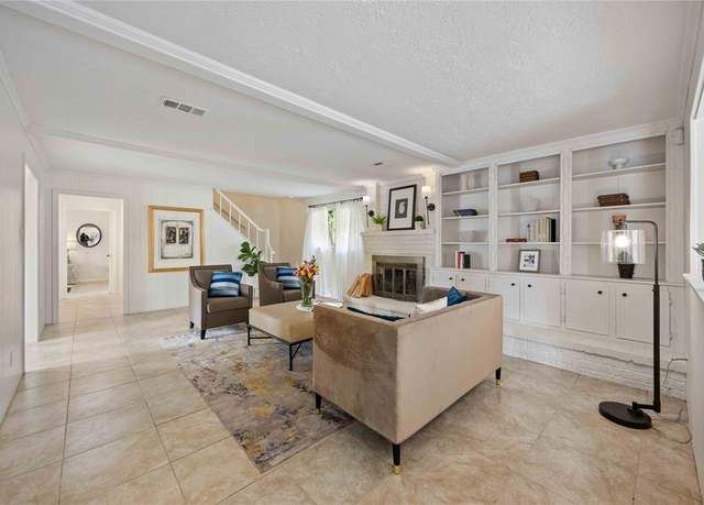 Property at 5427 Alba Rd, Houston, TX 77091, 4 beds, 2 baths
