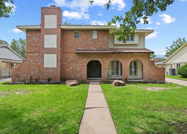 Property at 16434 Heatherdale Dr, Houston, TX 77059, 4 beds, 2.5 baths