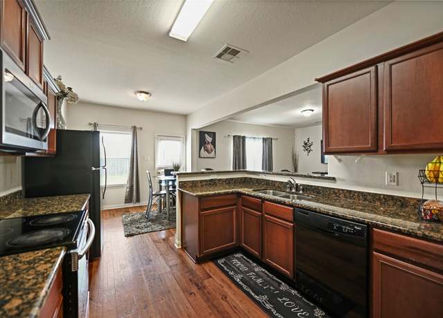 Property at 4827 Monarch Falls Ln, Richmond, TX 77469, 4 beds, 2.5 baths