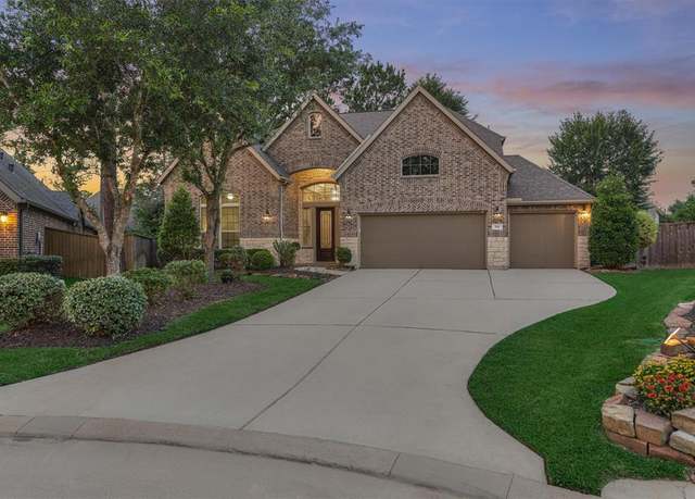 Property at 114 Cedar Brush Ct, Montgomery, TX 77316, 3 beds, 3 baths