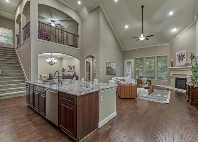 Property at 114 Cedar Brush Ct, Montgomery, TX 77316, 3 beds, 3 baths