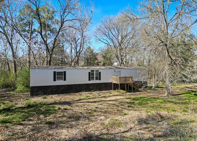 Property at 7 Wichita Cir, Huntsville, TX 77320, 3 beds, 2 baths
