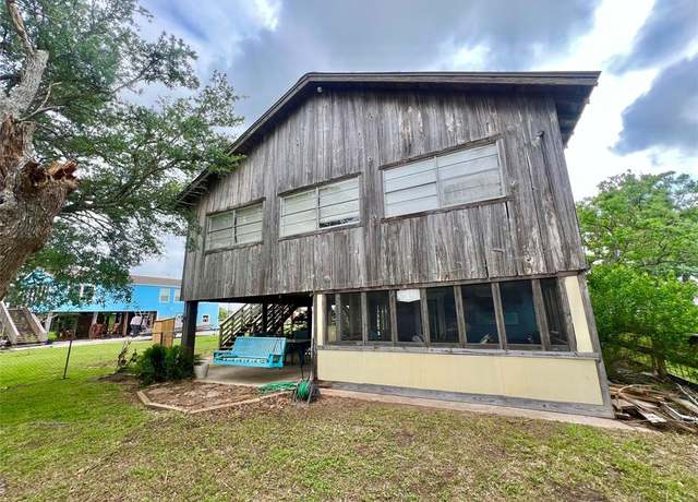 Property at 714 Griffin Dr, Freeport, TX 77541, 2 beds, 1.5 baths