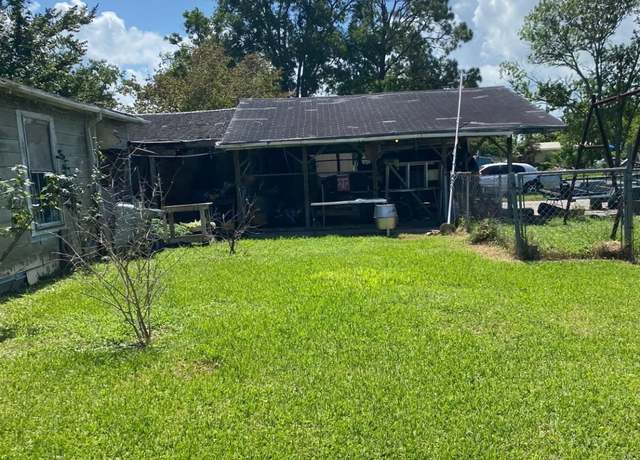 Property at 111 Cotton St, Freeport, TX 77541, 1 bed, 1 bath