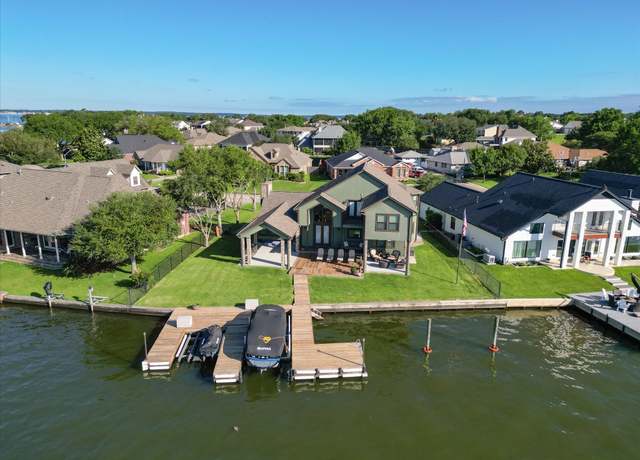 Property at 7181 Kingston Cove Ln, Willis, TX 77318, 4 beds, 3.5 baths