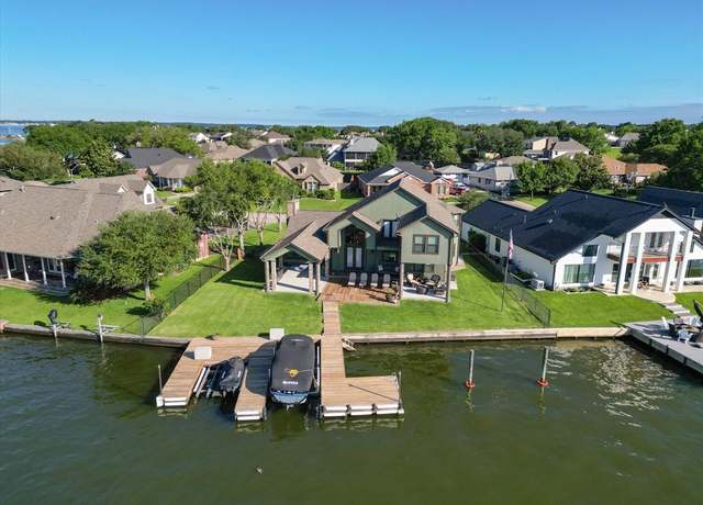 Property at 7181 Kingston Cove Ln, Willis, TX 77318, 4 beds, 3.5 baths