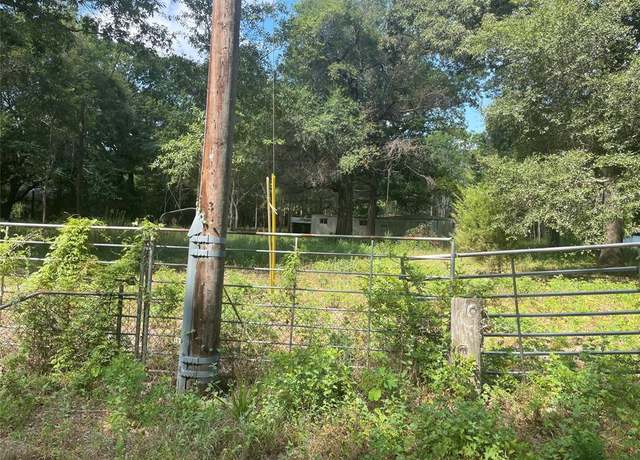 Property at 220 Bitter Creek Dr, Shepherd, TX 77371