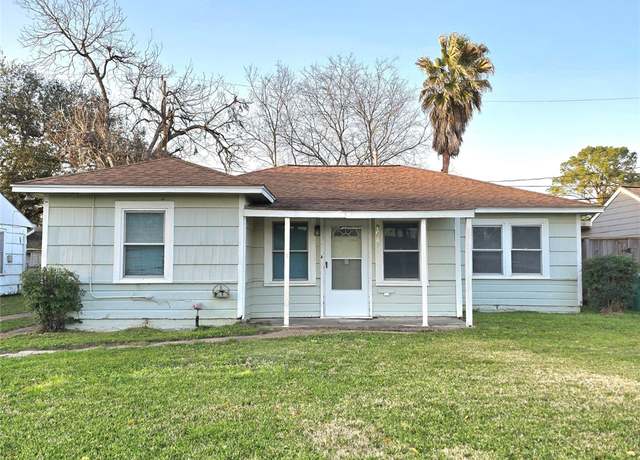 Property at 7547 Magnolia St, Houston, TX 77023, 3 beds, 1 bath