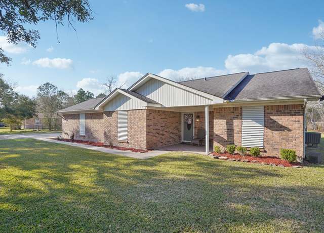 Property at 3046 Cedar Dr, La Marque, TX 77568, 3 beds, 2 baths