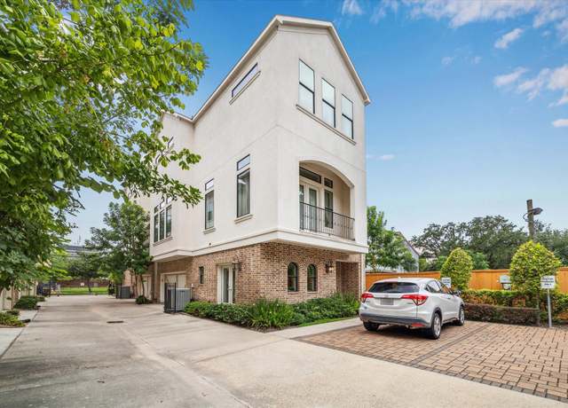 Property at 3119 Austin St, Houston, TX 77004, 3 beds, 3.5 baths