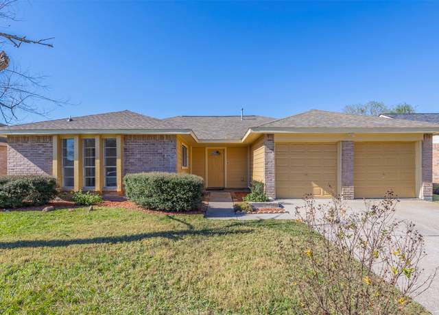 Property at 11919 Bald Mountain Cir, Houston, TX 77067, 3 beds, 2 baths