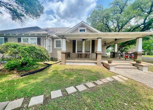Property at 3704 5th St, Brookshire, TX 77423, 3 beds, 2 baths