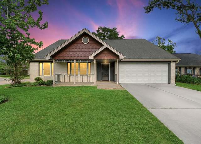 Property at 2903 Auburn Dr, Pearland, TX 77584, 4 beds, 2.5 baths