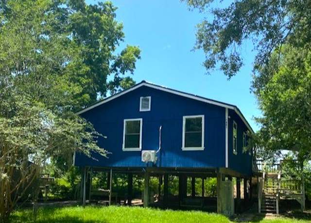 Property at 1861 County Road 1333, Liberty, TX 77575, 1 bed, 1 bath